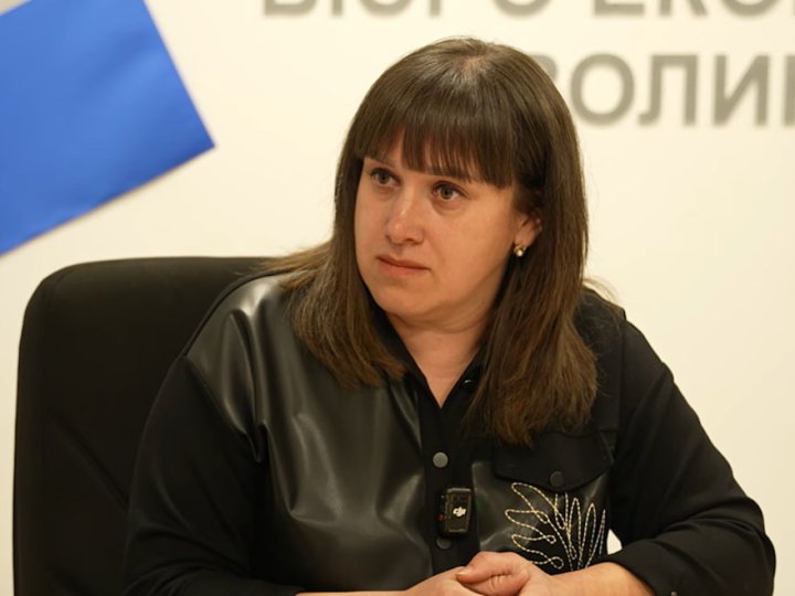 68-річна мати керівниці БЕБ на Волині заробляє на паливі мільйони –  розслідування Bihus.Info