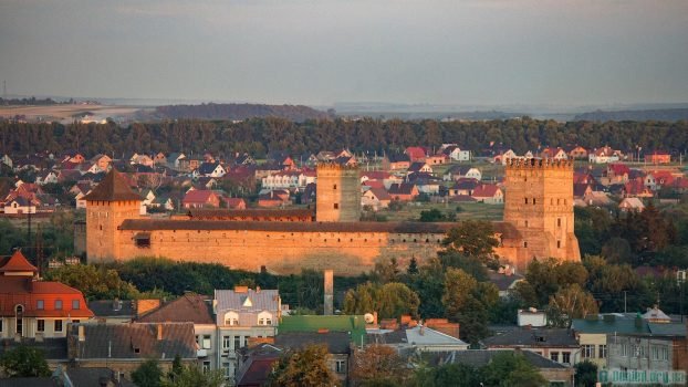 Луцьк прекрасний: дивовижні фото із дахів будинків
