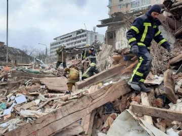Окупанти знову обстріляли Харків: одна людина загинула, багато травмованих
