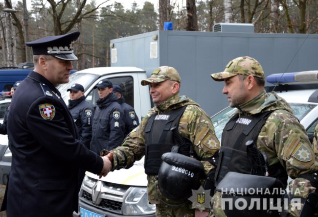 Волинські правоохоронці провели спільні навчання, аби забезпечити правопорядок під час виборів. ФОТО