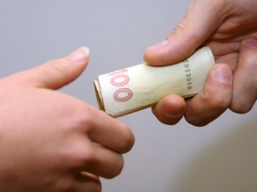 Узбека оштрафували за хабар  прикордоннику на Волині