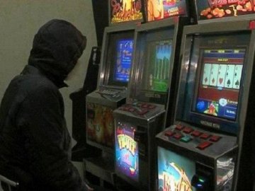 «Лас-Вегас на вулицях – недопрацювання влади»: Покровський закликає боротися з гральним бізнесом