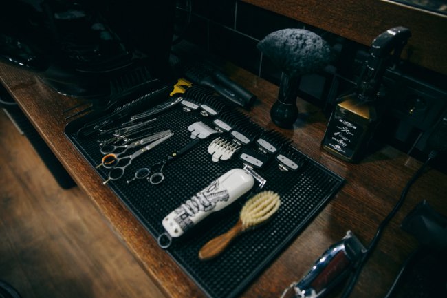 У ТРЦ «ПортCity» відкрили барбершоп «Gentlemen's club»*