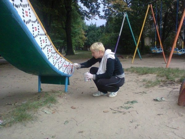 У Луцьку з'явився «патріотичний» двір.  ФОТО