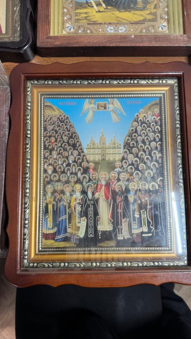 Через «Ягодин» жителька Донеччини хотіла вивезти ікони: каже, на прохання знайомого, аби вберегти від обстрілів