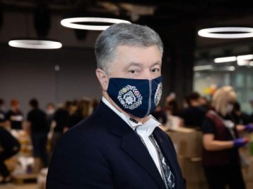 Петро Порошенко захворів на коронавірус
