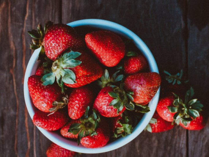 Три прості кроки, щоб ваша полуниця дивувала пишністю і ягодами ціле літо