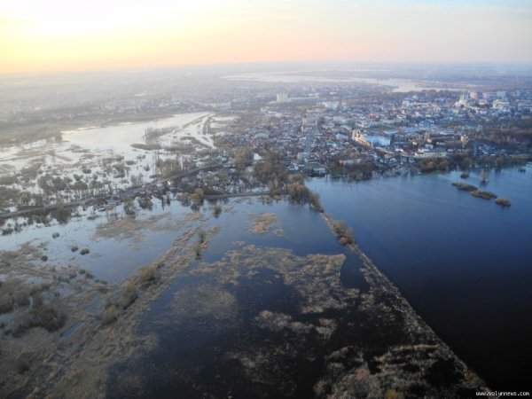 Підтоплений Луцьк з висоти пташиного польоту. ФОТО