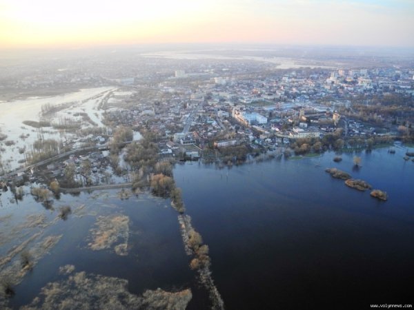 Підтоплений Луцьк з висоти пташиного польоту. ФОТО