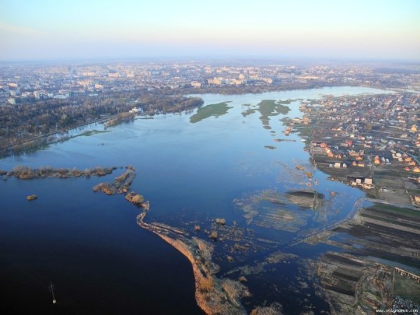 Підтоплений Луцьк з висоти пташиного польоту. ФОТО