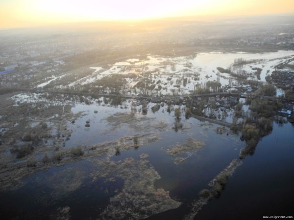 Підтоплений Луцьк з висоти пташиного польоту. ФОТО