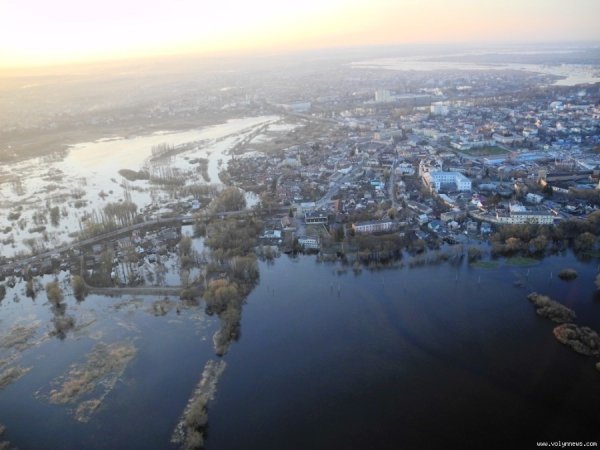 Підтоплений Луцьк з висоти пташиного польоту. ФОТО