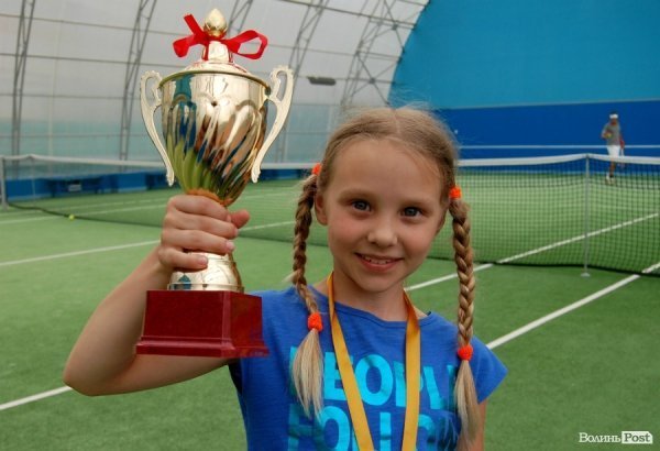 У Луцьку визначили кращих юних тенісистів