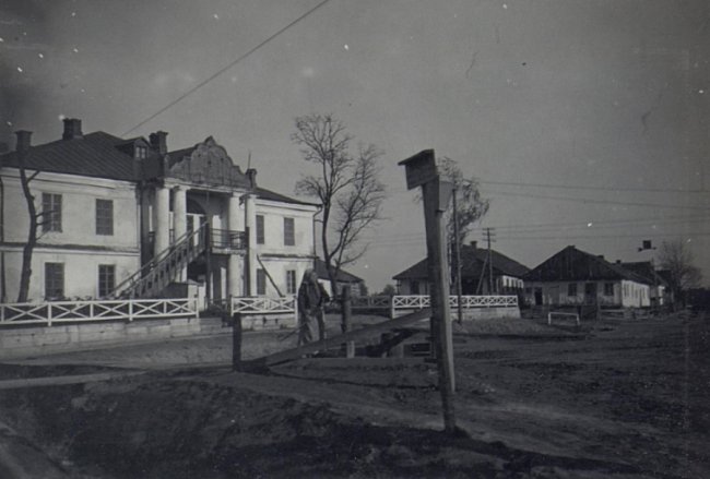 Храм з унікальною архітектурою: волинське село 100 років тому. РЕТРОФОТО