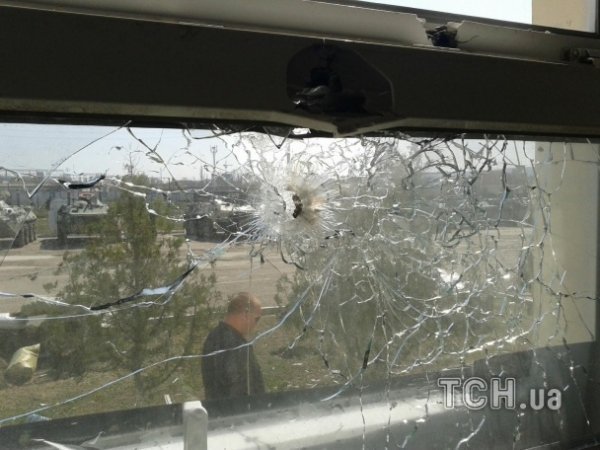 Опублікували фото розгромленої частини морпіхів у Феодосії