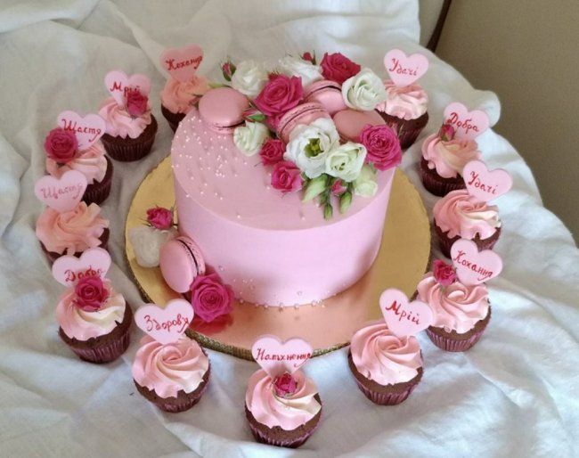 Короваї волинської майстрині, яка пече уже 15 років, «зацінили» навіть у Європі