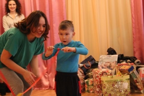 Депутати міськради разом з підприємцями подарували дітям свято. ФОТО