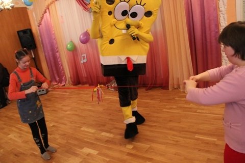 Депутати міськради разом з підприємцями подарували дітям свято. ФОТО