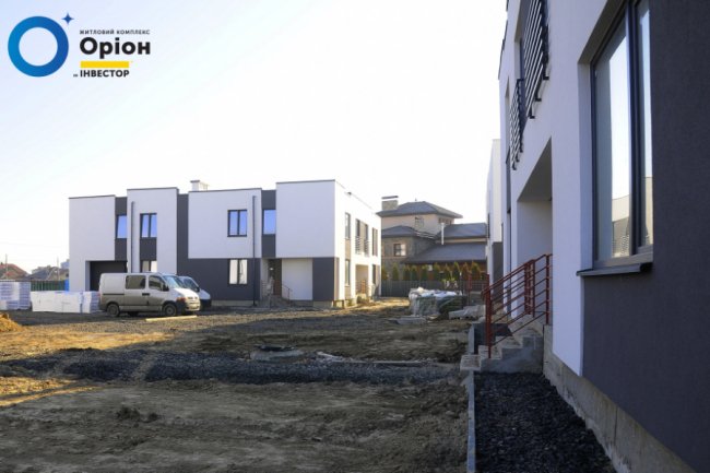 У ЖК «Оріон» монтують «теплу» підлогу. ФОТО*