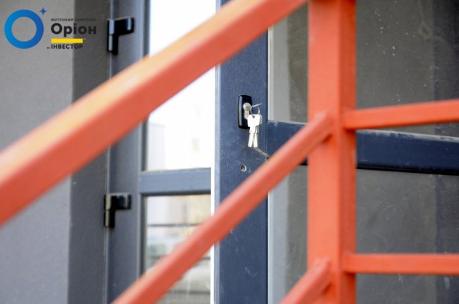 У ЖК «Оріон» монтують «теплу» підлогу. ФОТО*