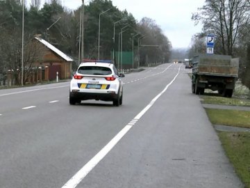 Йшли до школи: повідомили подробиці ДТП біля Луцька, в якій постраждала дитина. ВІДЕО
