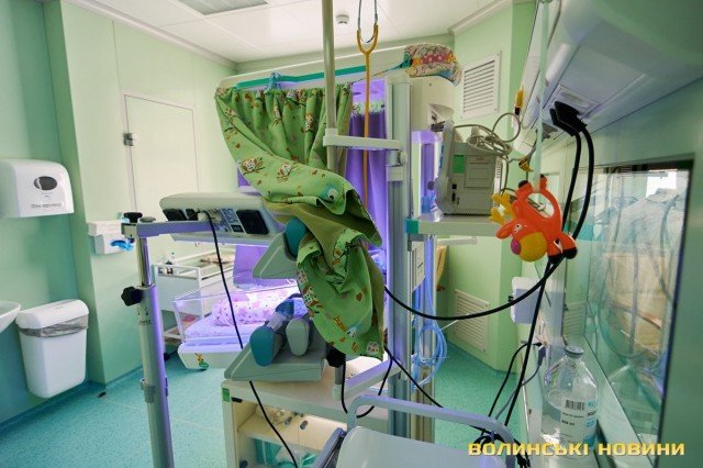 Як на Волині рятують передчасно народжених немовлят 