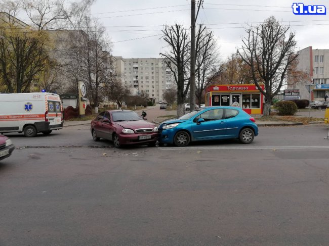 У Луцьку на Відродження  – аварія. ФОТО