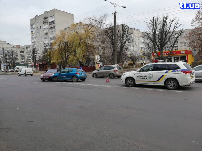 У Луцьку на Відродження  – аварія. ФОТО