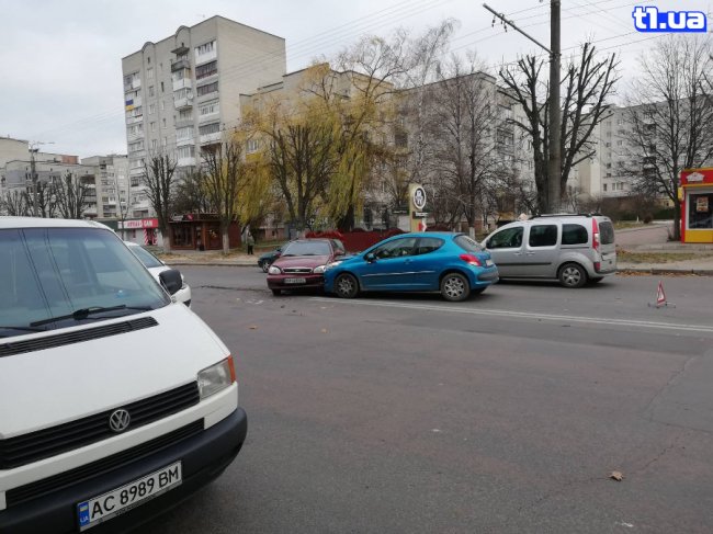 У Луцьку на Відродження  – аварія. ФОТО