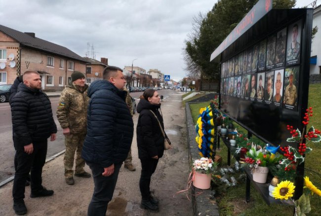 Дружині полеглого волинянина вручили орден чоловіка. ФОТО