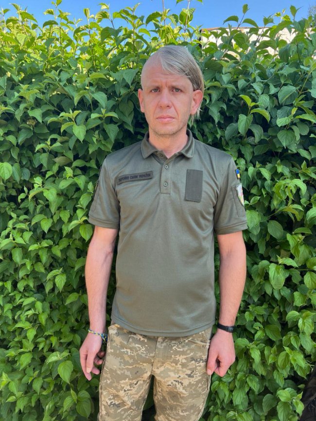 Був у рейсі у Франції, але повернувся захищати Україну: історія далекобійника з Волині