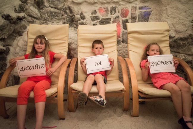 Соляна шахта працює у Луцьку більше 12 років - про це в інтерв'ю із спеціалістом галокамери, лікарем Тетяною Кучер*