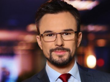 Ведучий з Луцька озвучив одного з героїв історичної драми «Марія – королева Шотландії»