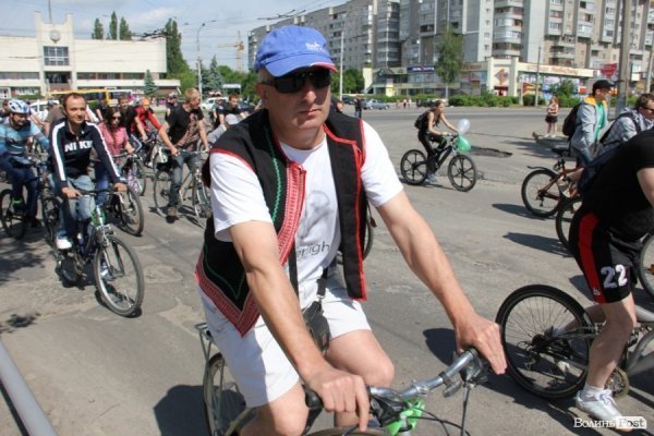 Велодень у Луцьку зібрав більше тисячі людей. ФОТО 