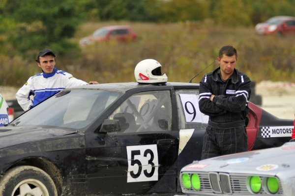 Автомотофестиваль під Луцьком: день перший. ФОТО. ВІДЕО