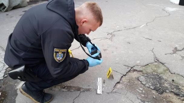 У Миколаєві зухвало пограбували ювелірний магазин. ФОТО