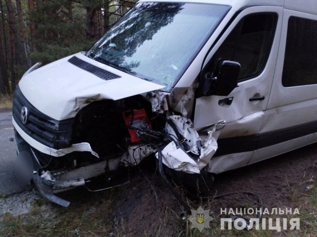 На Волині у ДТП загинув водій: зіткнулися два автомобілі. ФОТО