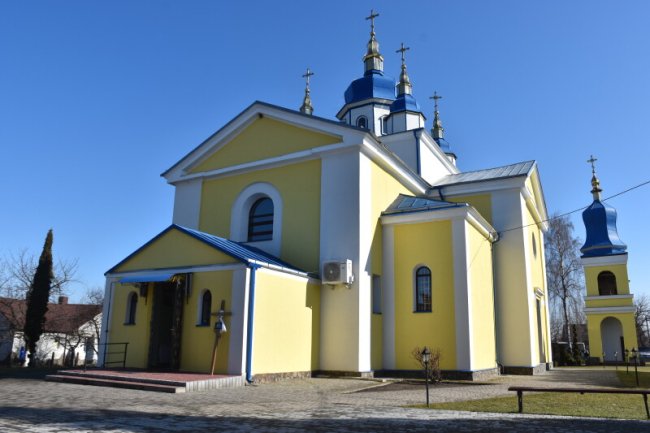 На Волині попрощалися з воїном Володимиром Марчуком