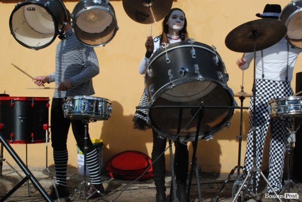 Garage Drum Show  в дії