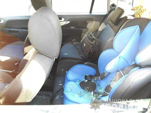 У Києві перехожі спіймали грабіжника. ФОТО