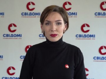 Волинська телеведуча закликає обирати Президента «холодним розумом, а не декількома гривнями». ВІДЕО