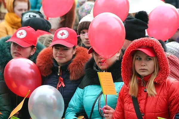 У Луцьку - хода проти СНІДу. ФОТО
