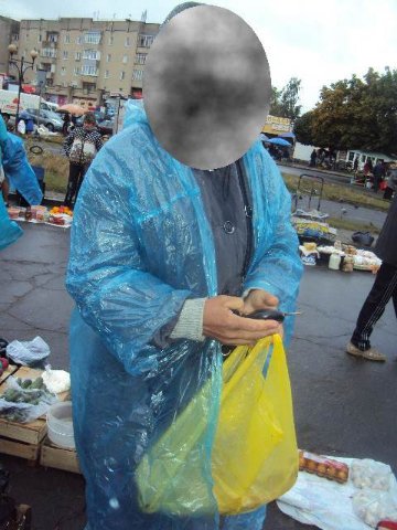 Затримали двох волинян, які ловили раків підсаком вночі