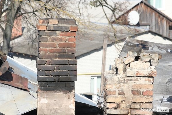 У центрі Луцька згоріла унікальна колекція книг. Власник підозрює підпал. ФОТО