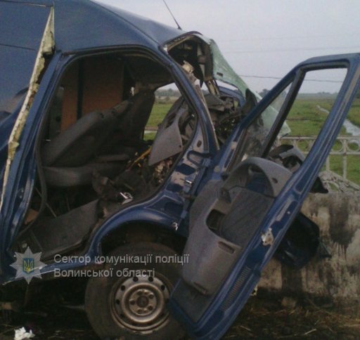 Аварія під Луцьком: 8 людей постраждали. ФОТО. ВІДЕО
