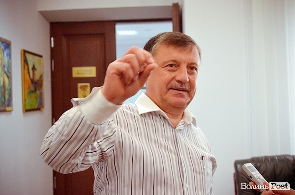 Стильний Луцьк. Спецвипуск: Як одягаються депутати Луцької міськради. ФОТО