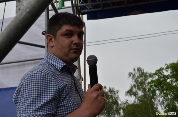 «Проспект розваг» у Луцьку відбувся попри дощову погоду. ФОТО