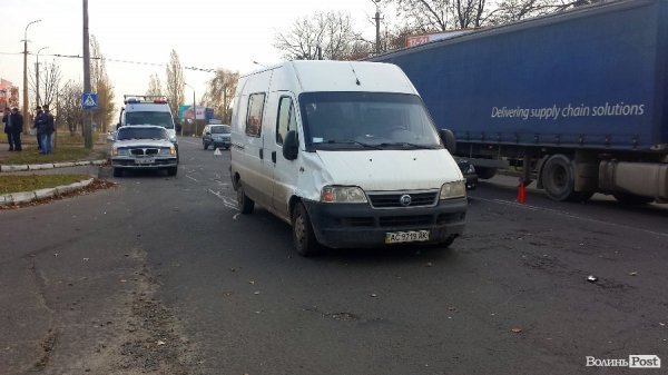 У Луцьку аварія: в чоловіка розрив легень. ФОТО