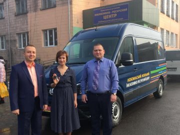 На Волині інклюзивний центр отримав спецавтомобіль. ФОТО