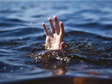 На волинській водоймі втопився чоловік